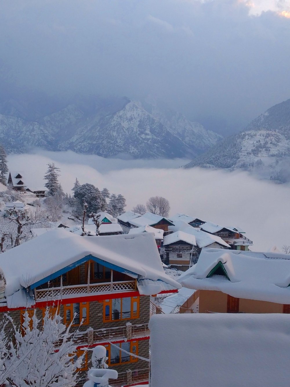 bahu village jibhi snow 2